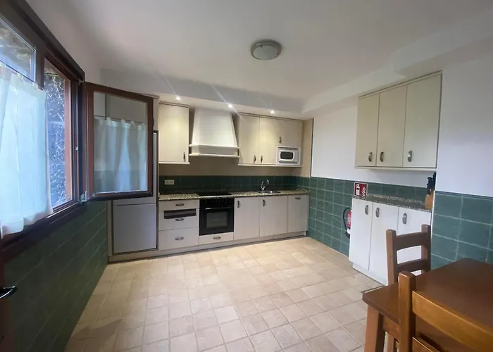 Larre Aundi Lantställe *